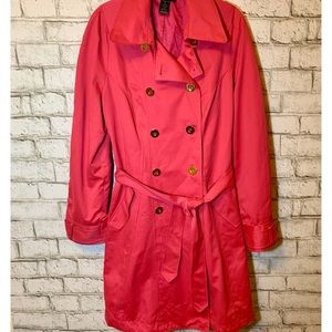 Beautiful pink trench coat with gold buttons